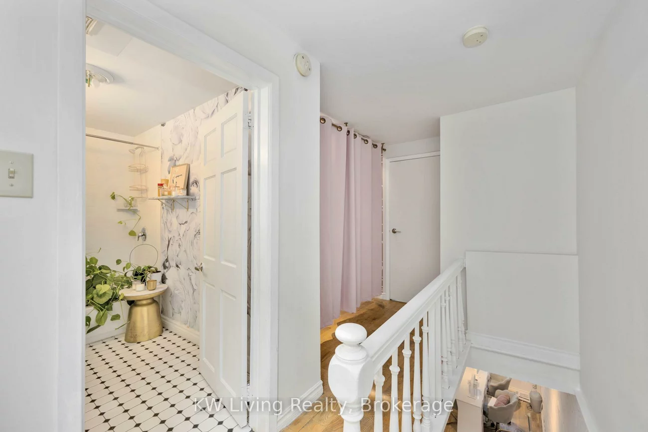 617, King, Waterfront Communities C1, Toronto