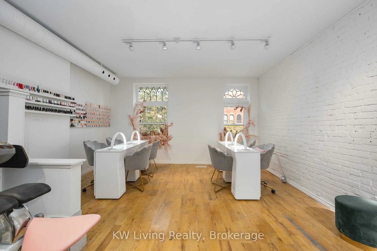617, King, Waterfront Communities C1, Toronto
