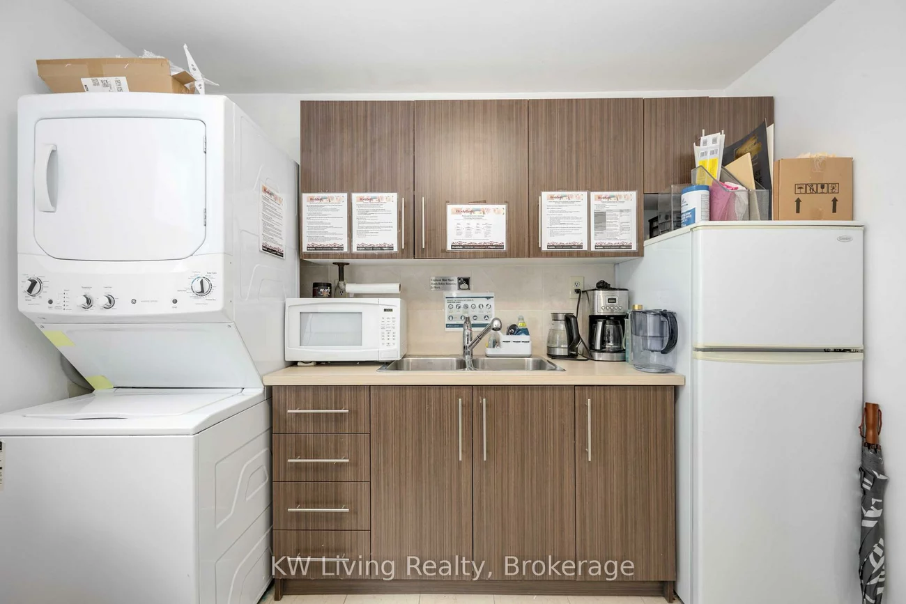 617, King, Waterfront Communities C1, Toronto