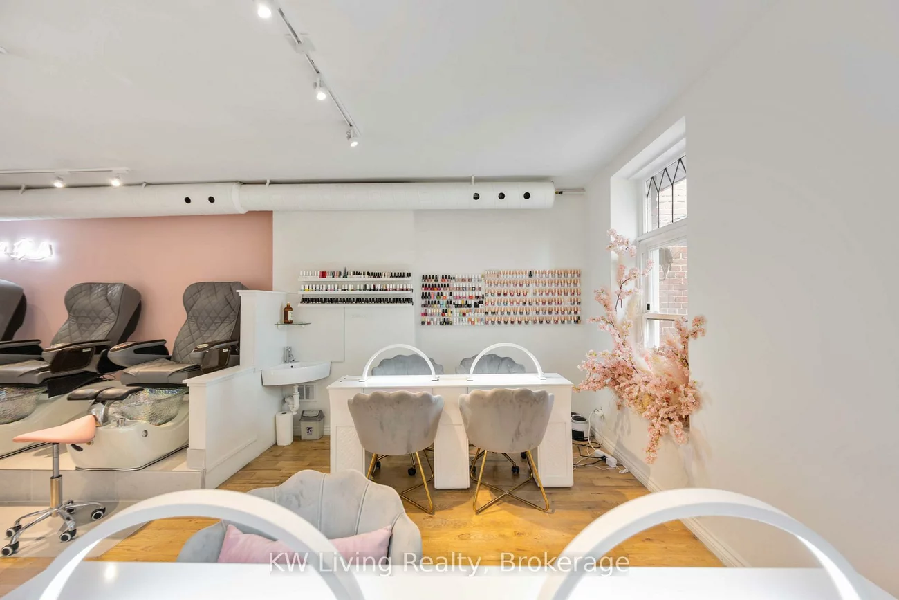 617, King, Waterfront Communities C1, Toronto