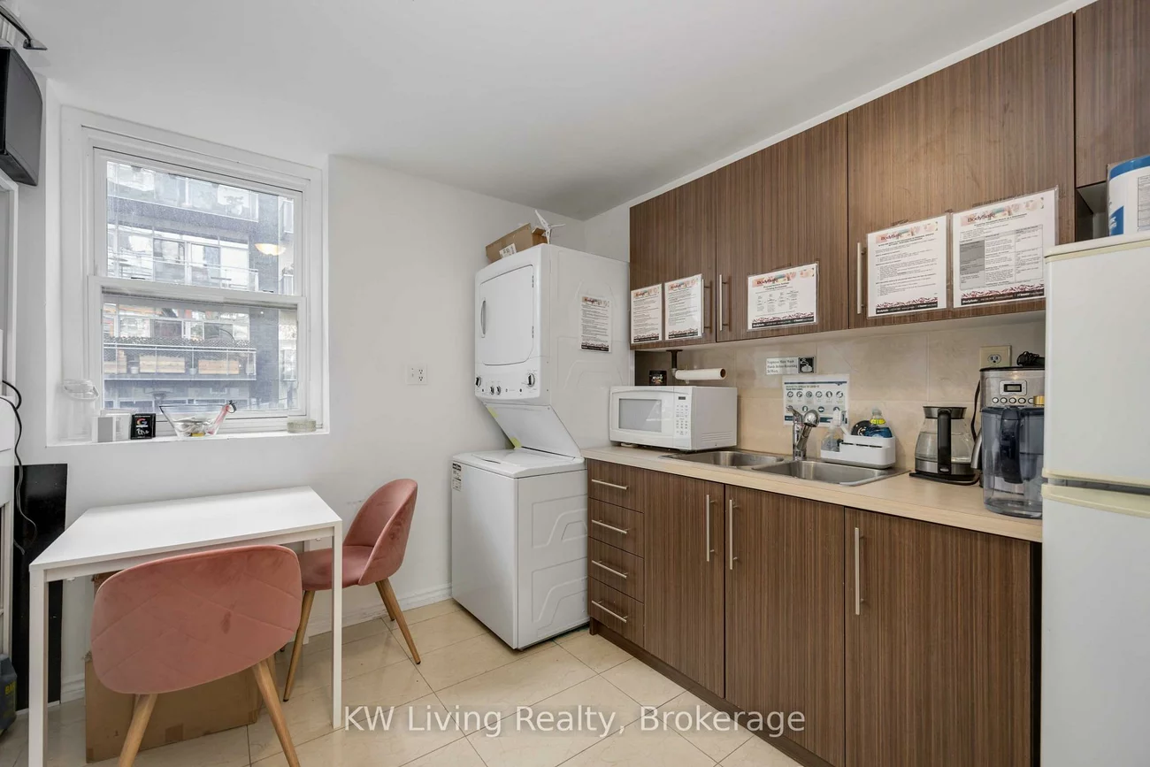 617, King, Waterfront Communities C1, Toronto
