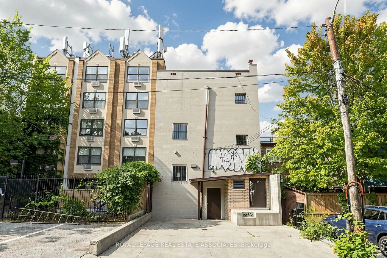 799, Bloor, Palmerston-Little Italy, Toronto