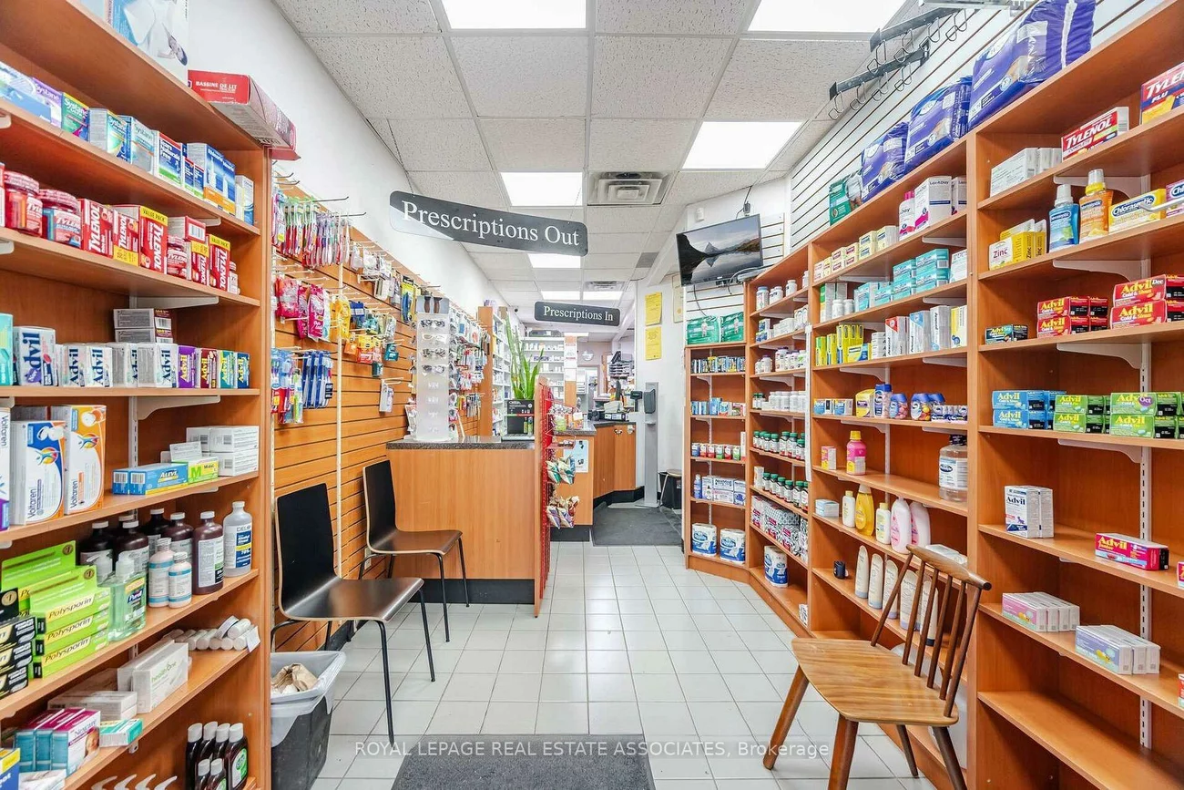 799, Bloor, Palmerston-Little Italy, Toronto