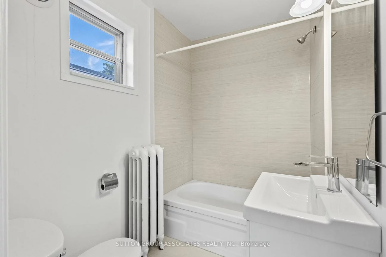 415, Brunswick, Annex, Toronto