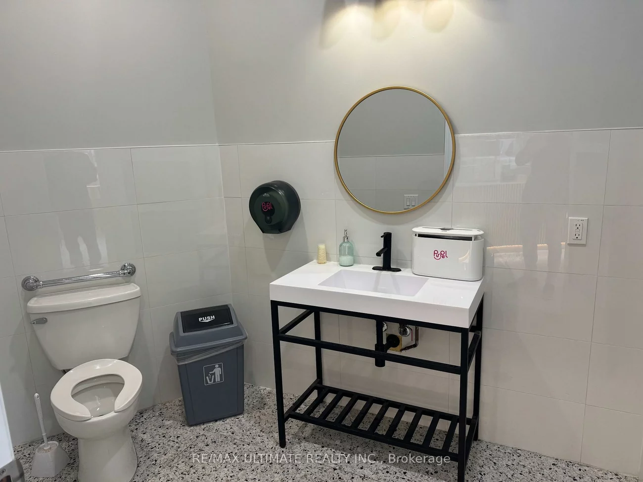 61, Hanna, Niagara, Toronto