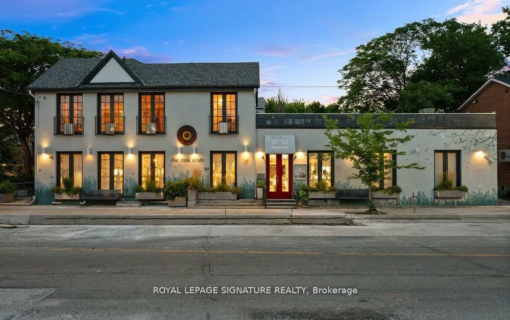 154, Harbord, Annex, Toronto