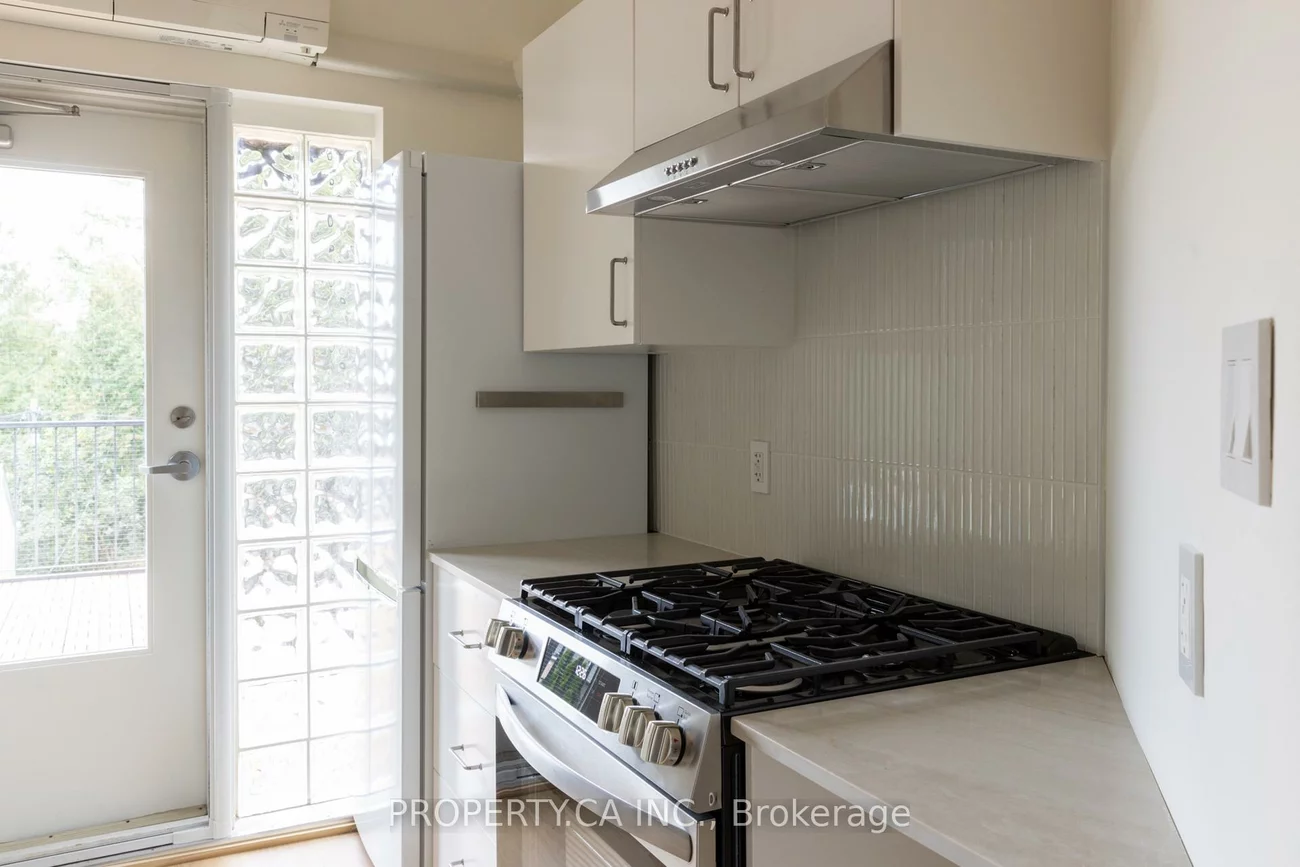 197, Roxton, Trinity-Bellwoods, Toronto