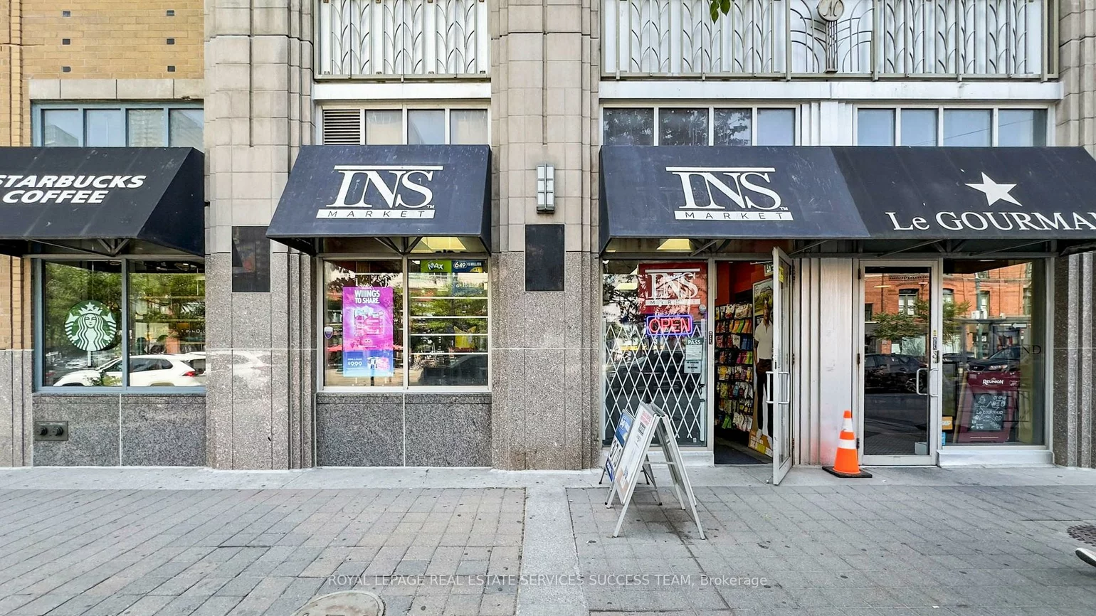 148, Spadina, Waterfront Communities C1, Toronto