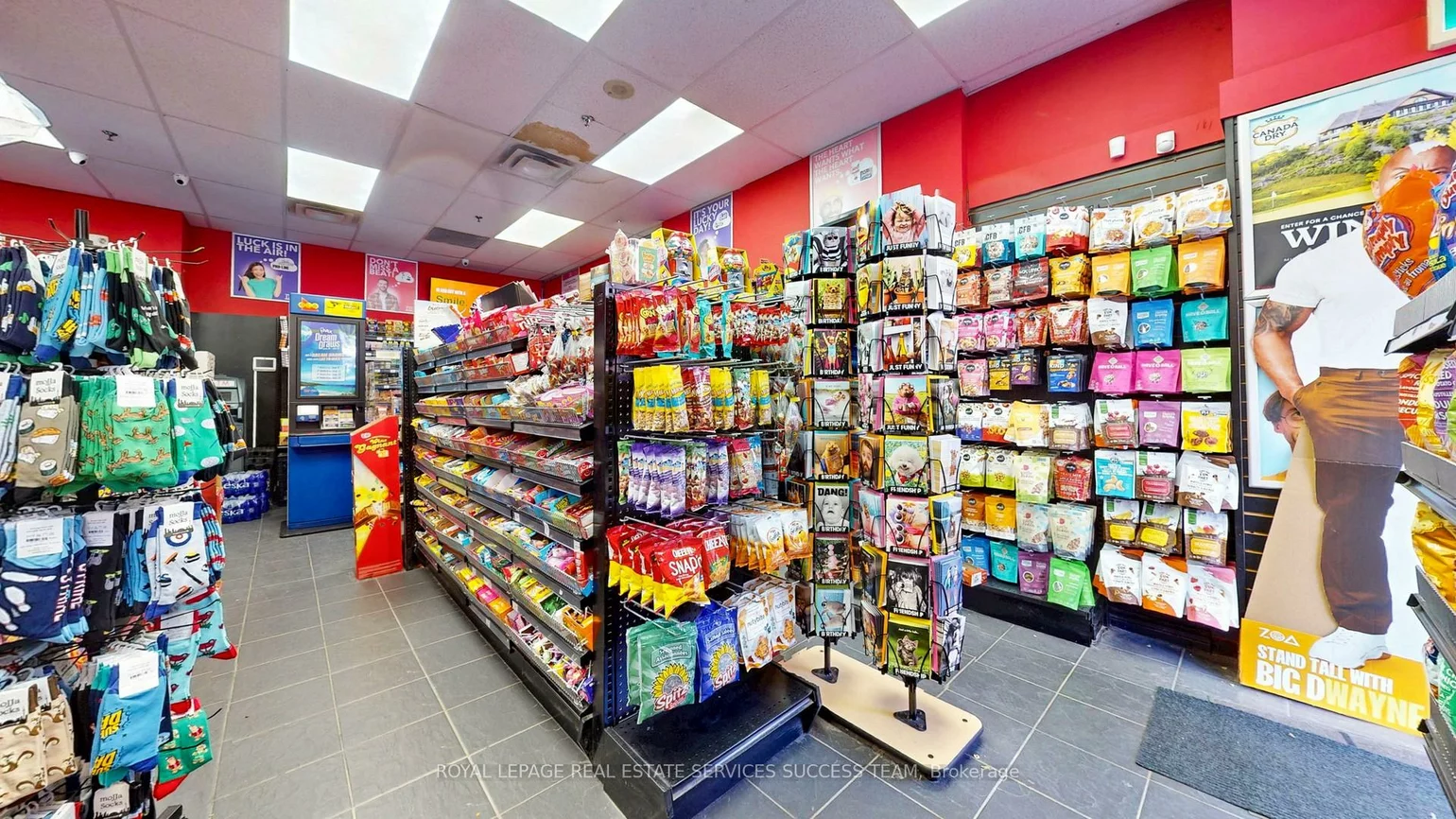 148, Spadina, Waterfront Communities C1, Toronto