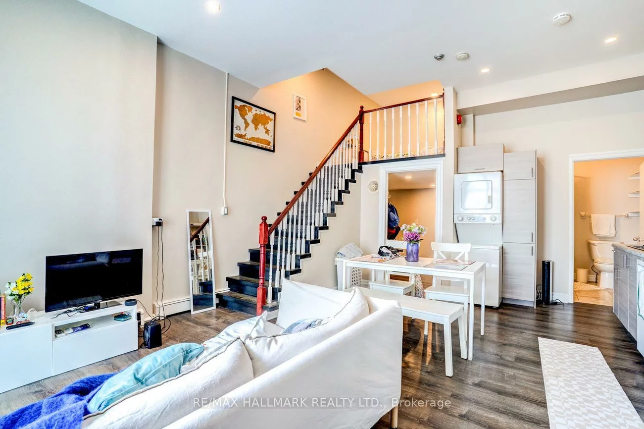 282, Avenue, Casa Loma, Toronto
