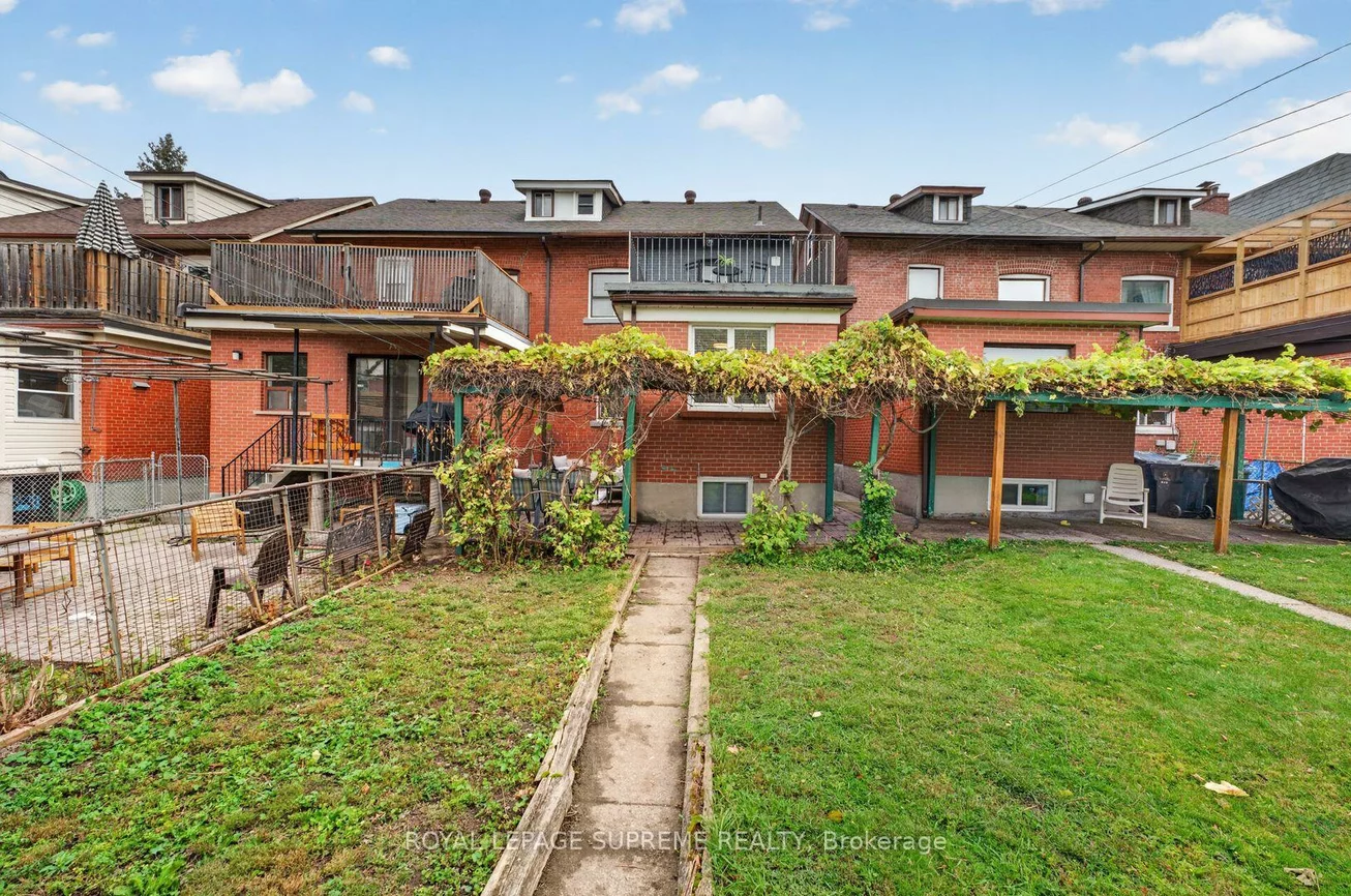 626, Manning, Palmerston-Little Italy, Toronto