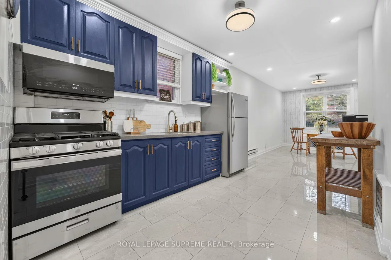 626, Manning, Palmerston-Little Italy, Toronto
