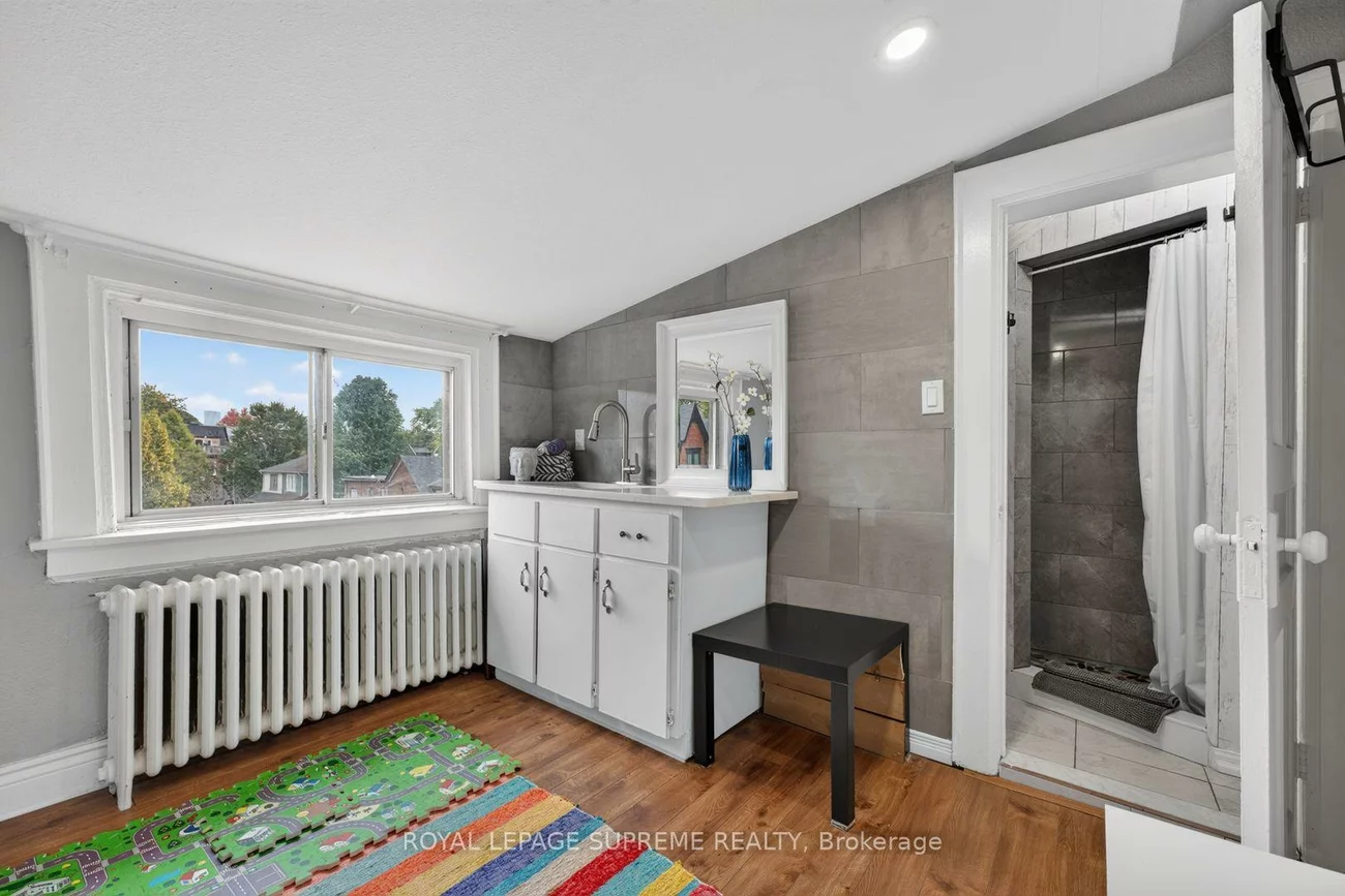 626, Manning, Palmerston-Little Italy, Toronto