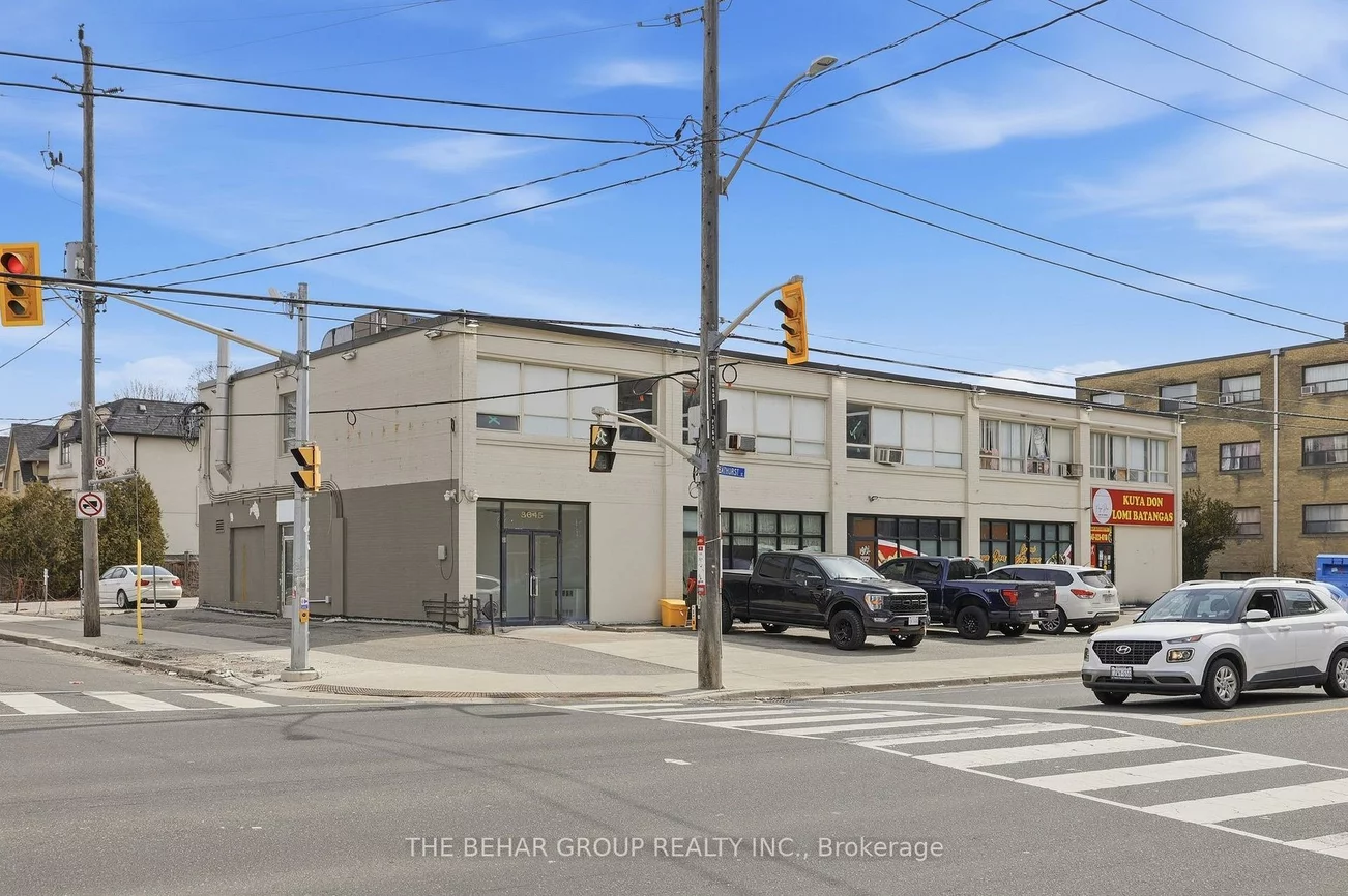 3645, Bathurst, Bedford Park-Nortown, Toronto