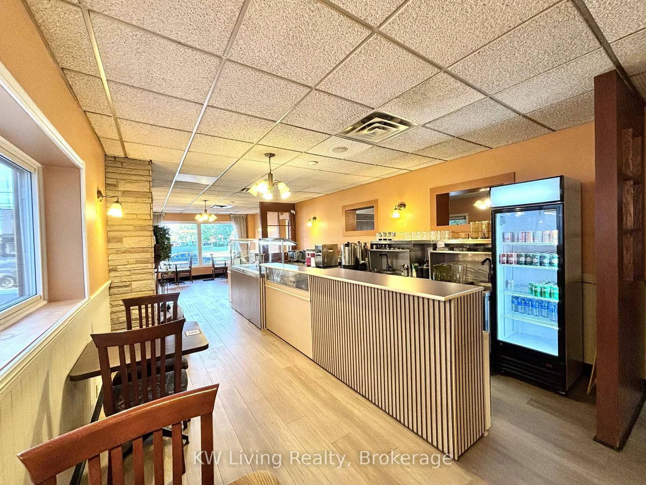 911, Sheppard, Clanton Park, Toronto