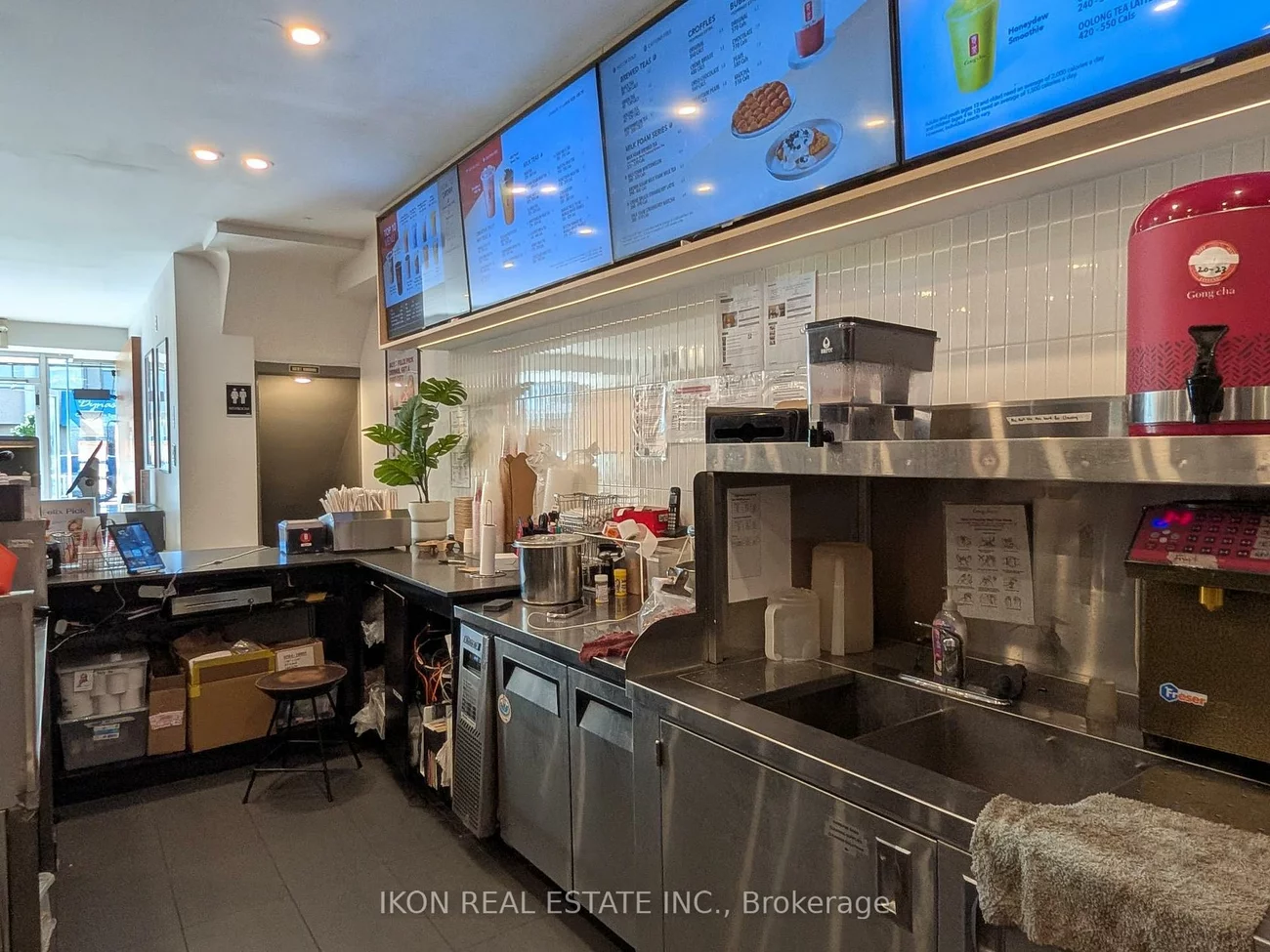 5449, Yonge, Newtonbrook East, Toronto