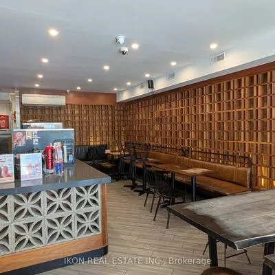 Commercial for sale, 5449, Yonge, Newtonbrook East, Toronto