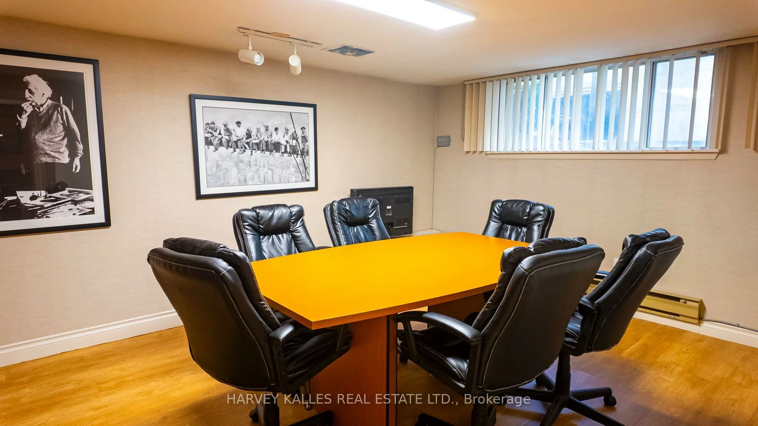 137, Sheppard, Willowdale East, Toronto