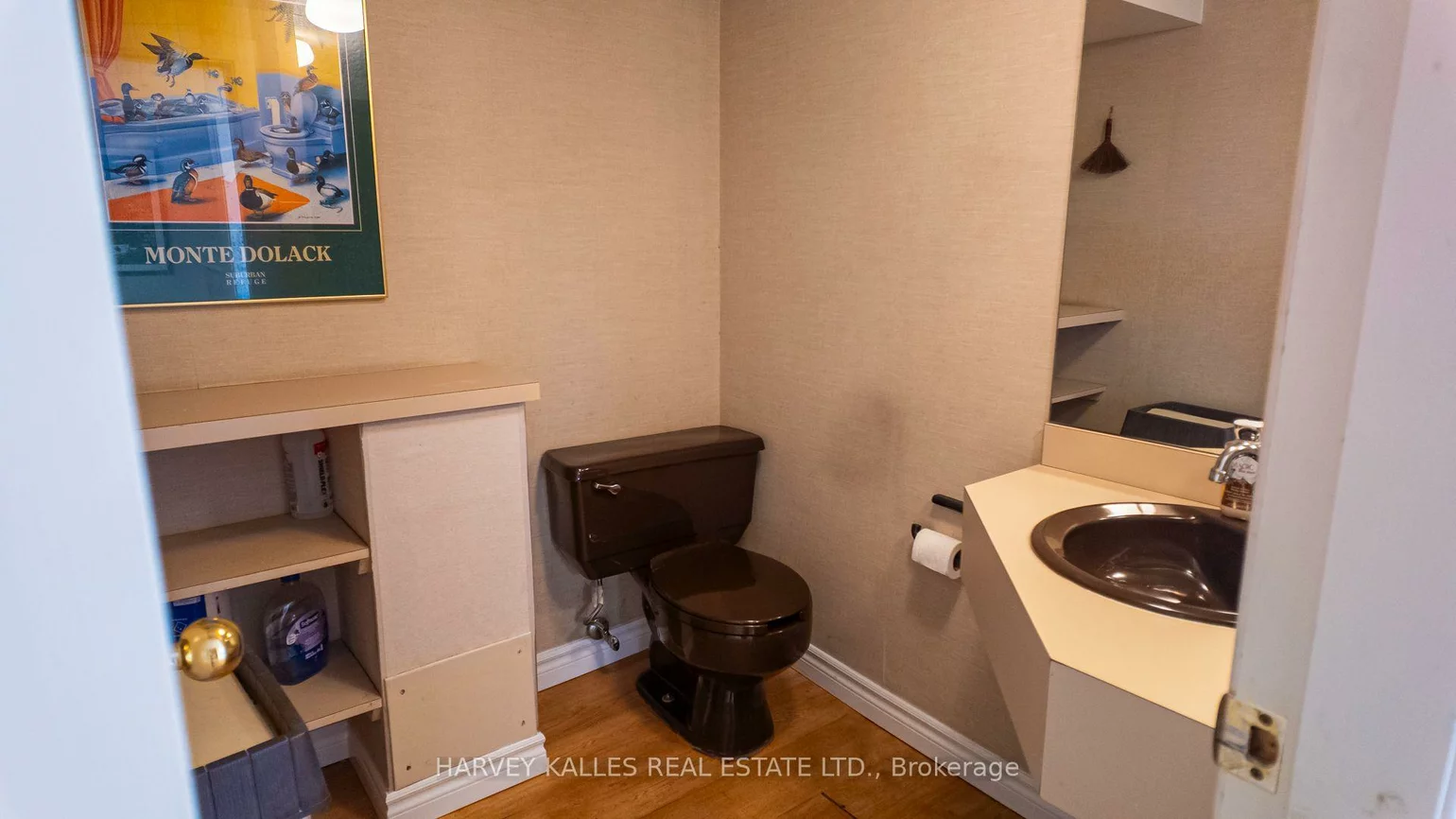 137, Sheppard, Willowdale East, Toronto