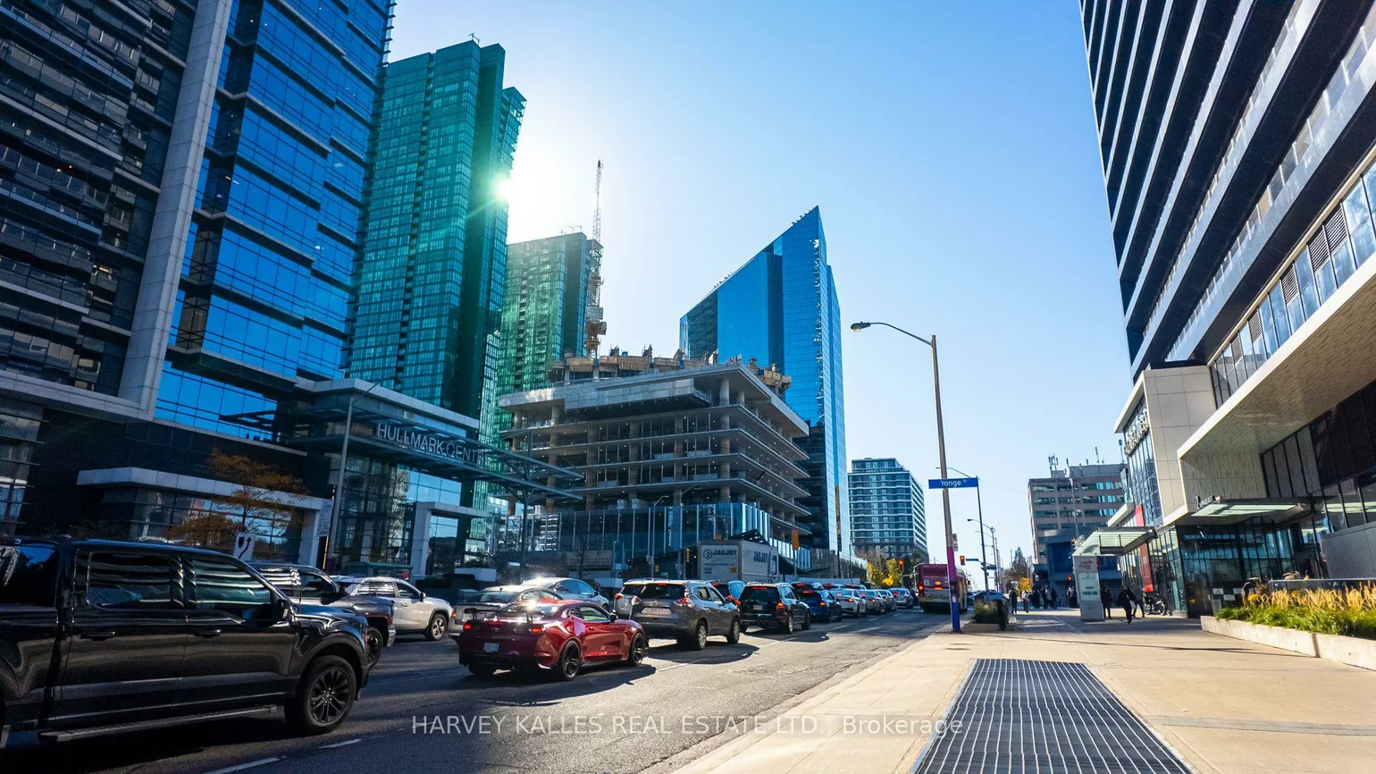 137, Sheppard, Willowdale East, Toronto