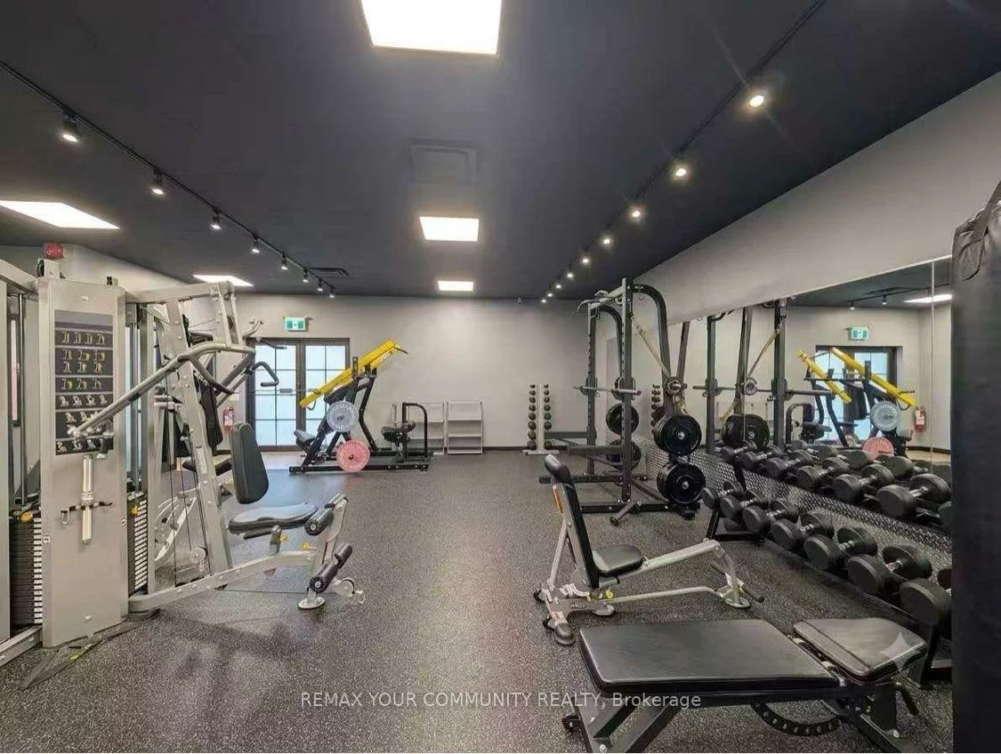 205, PLACER, Hillcrest Village, Toronto