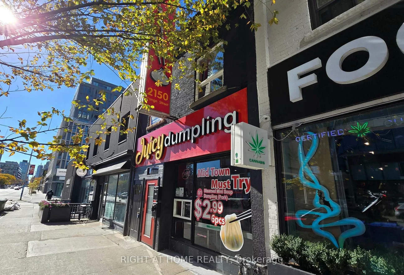 2150, Yonge, Yonge-Eglinton, Toronto
