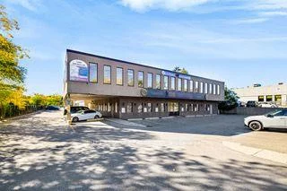 1300, Don Mills, Banbury-Don Mills, Toronto