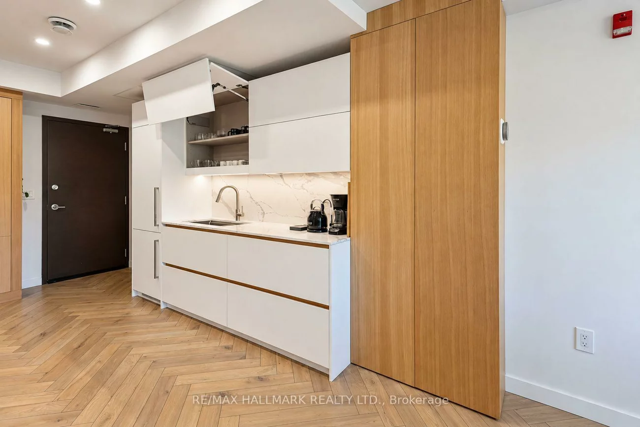 222, Finch, Newtonbrook West, Toronto