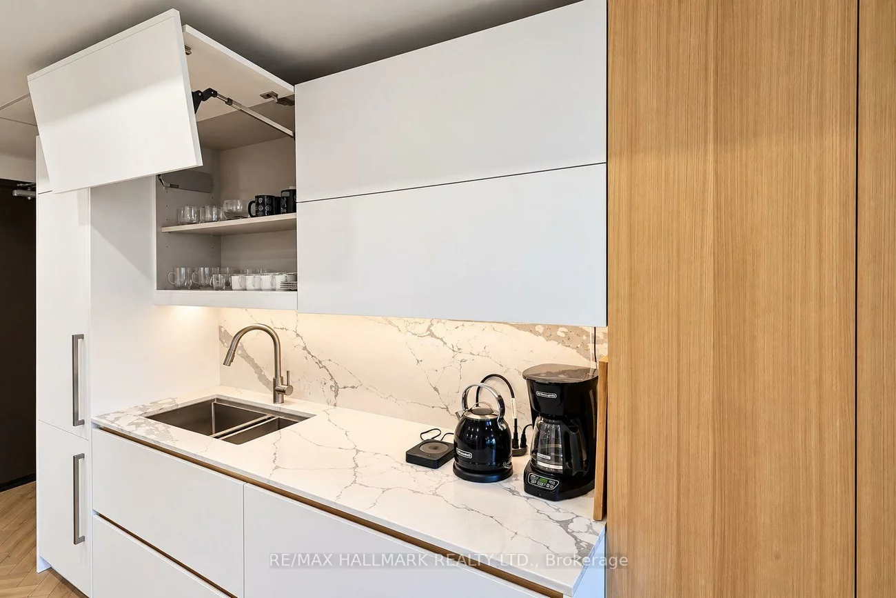 222, Finch, Newtonbrook West, Toronto