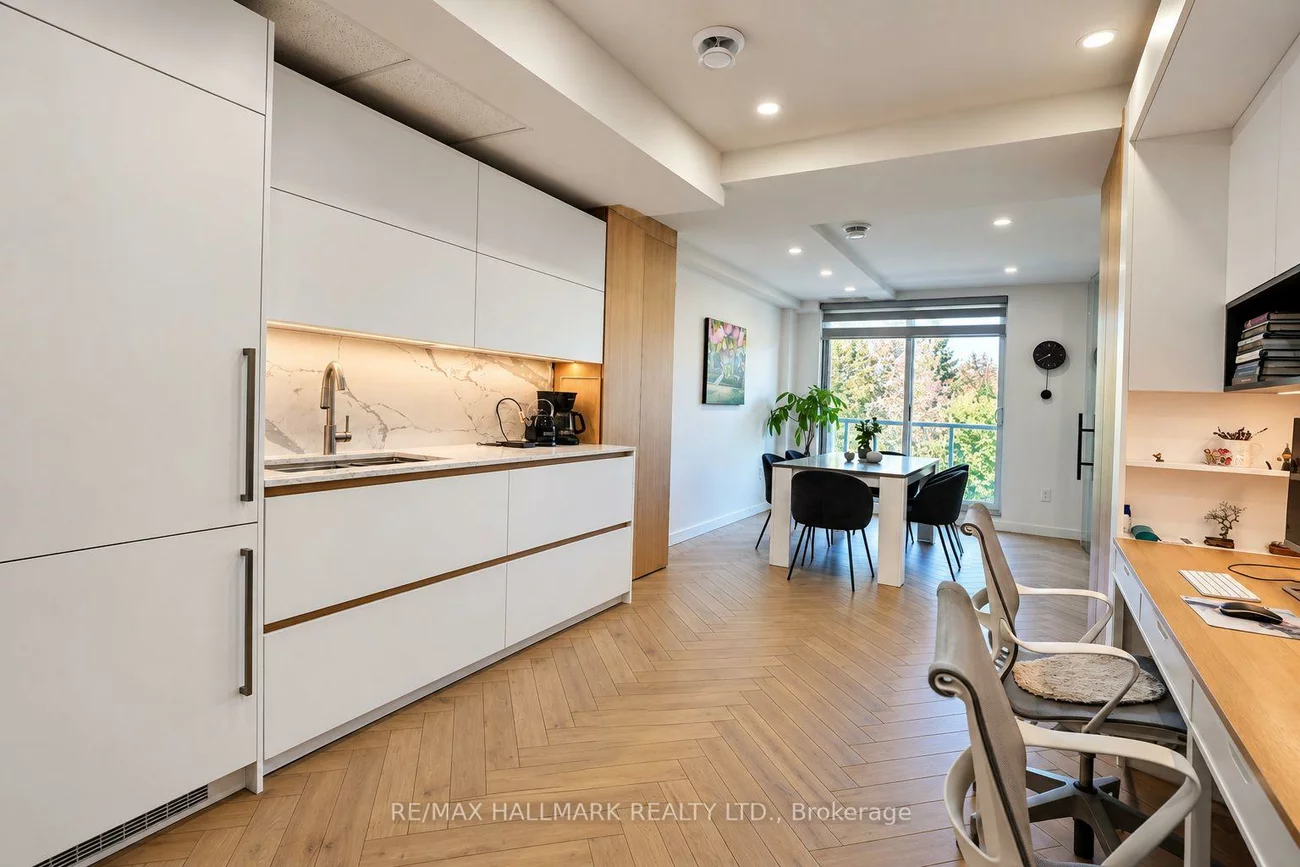 222, Finch, Newtonbrook West, Toronto