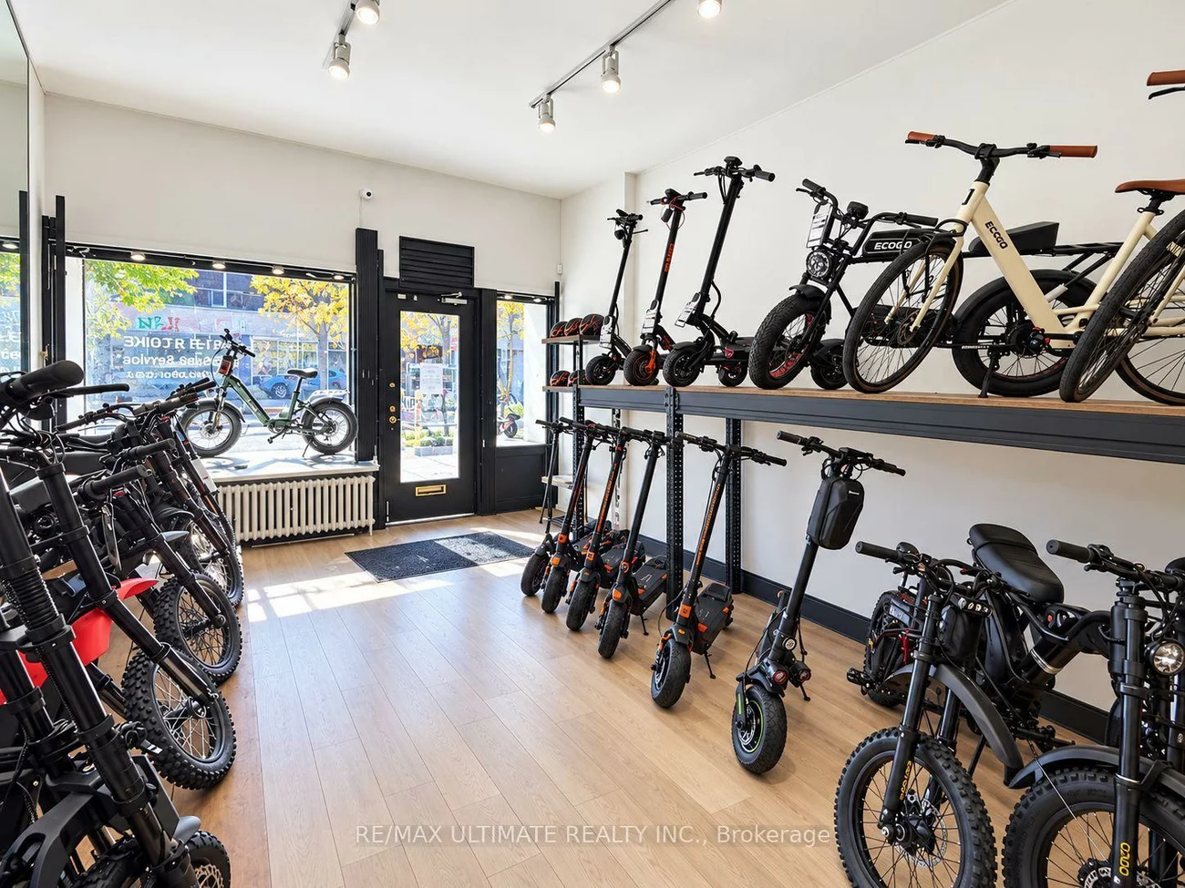 812, ST CLAIR, Oakwood Village, Toronto