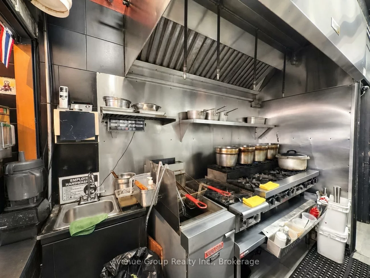 3016B, Bathurst, Englemount-Lawrence, Toronto