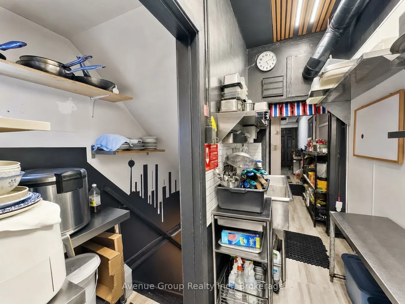 3016B, Bathurst, Englemount-Lawrence, Toronto