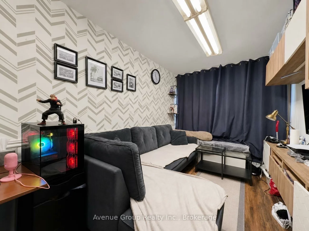 3016B, Bathurst, Englemount-Lawrence, Toronto