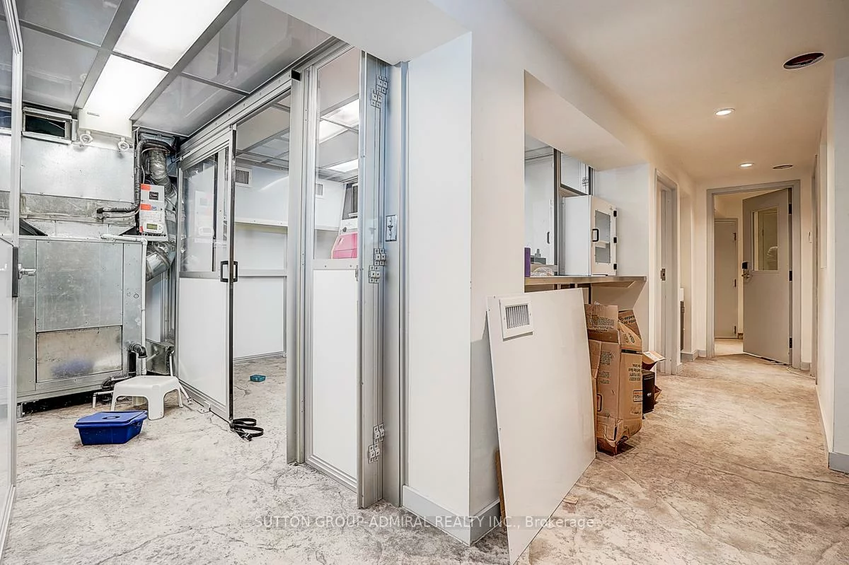 1184, Eglinton, Forest Hill North, Toronto