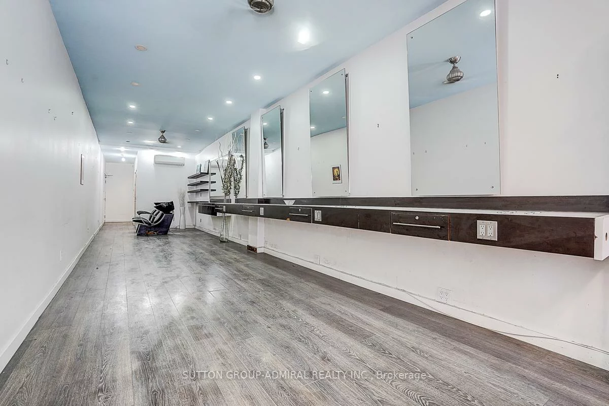 1184, Eglinton, Forest Hill North, Toronto