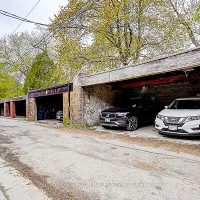 1184, Eglinton, Forest Hill North, Toronto