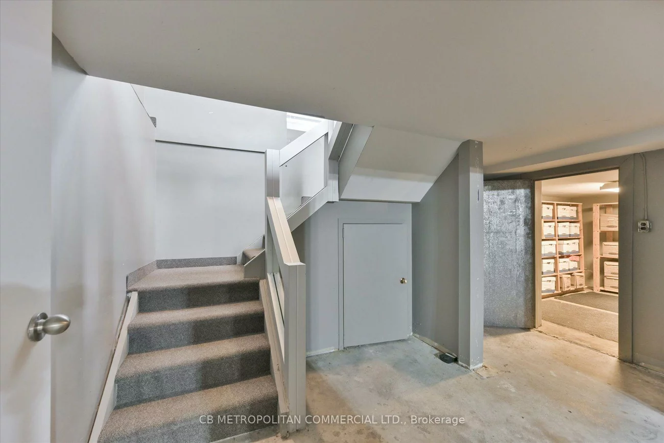 143, Laird, Thorncliffe Park, Toronto