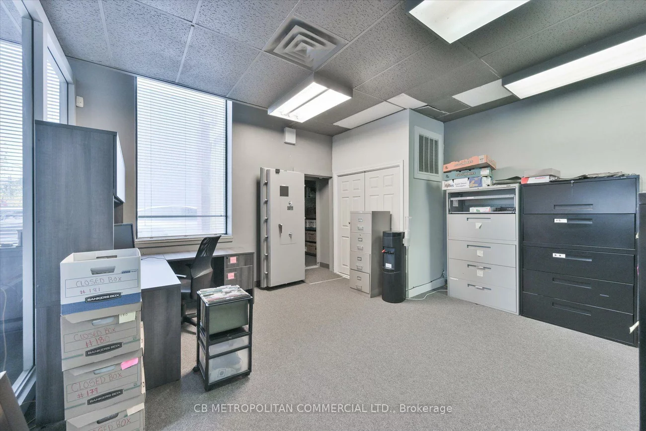 143, Laird, Thorncliffe Park, Toronto