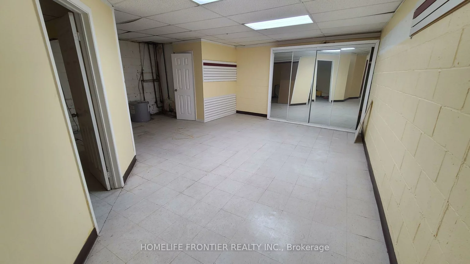 5978, Bathurst, Westminster-Branson, Toronto