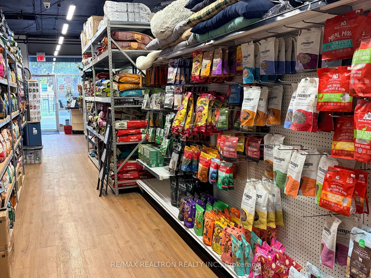 1500, Bathurst, Humewood-Cedarvale, Toronto