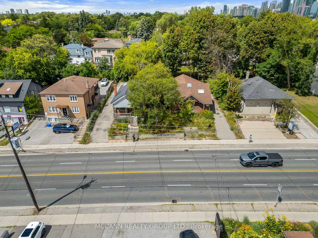 110-112, Sheppard, Lansing-Westgate, Toronto