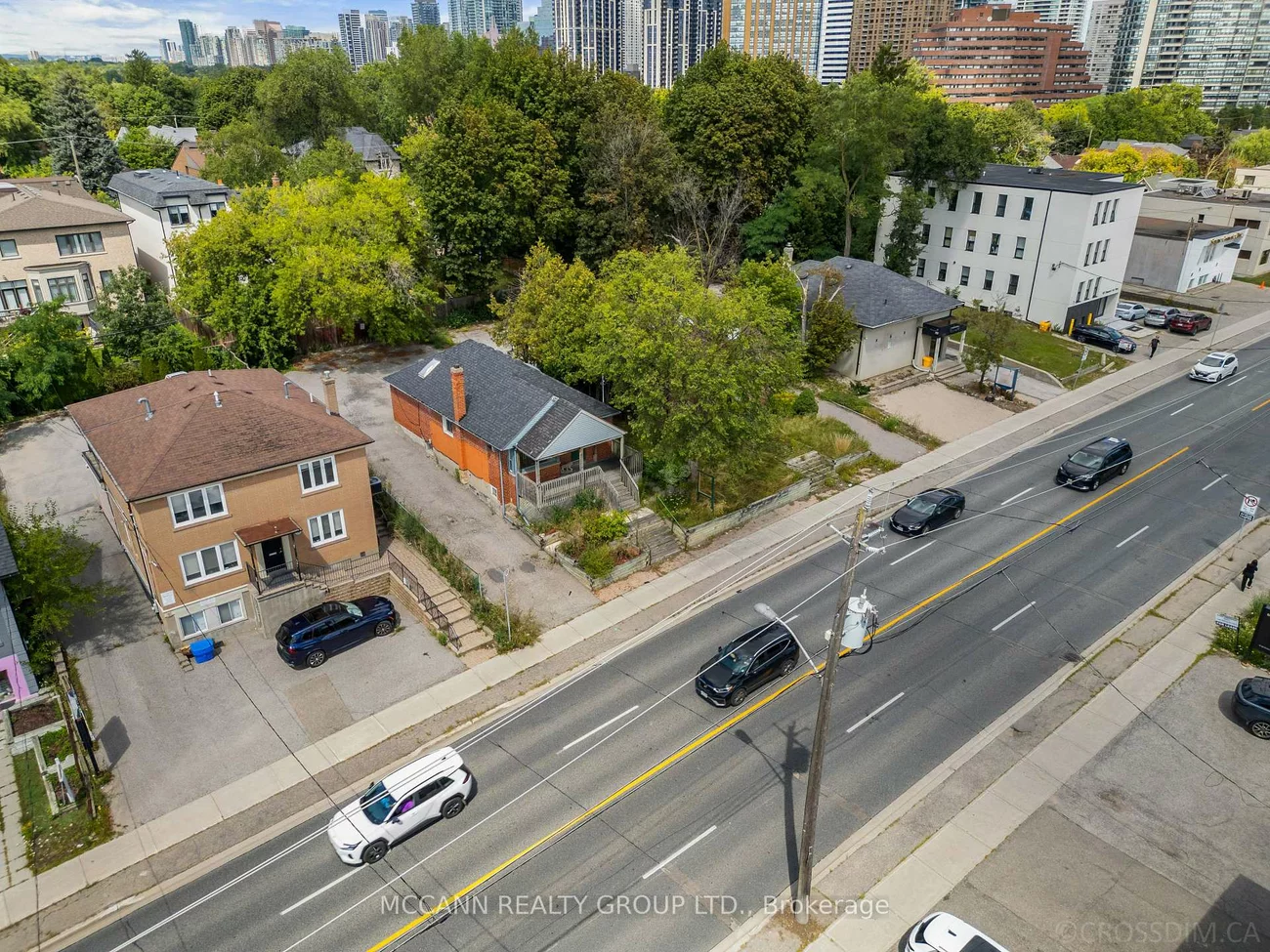 110-112, Sheppard, Lansing-Westgate, Toronto