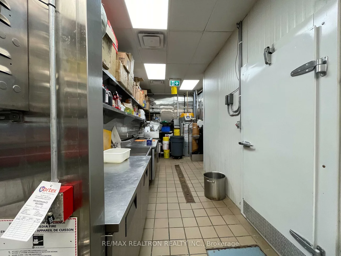 3365, Steeles, Hillcrest Village, Toronto
