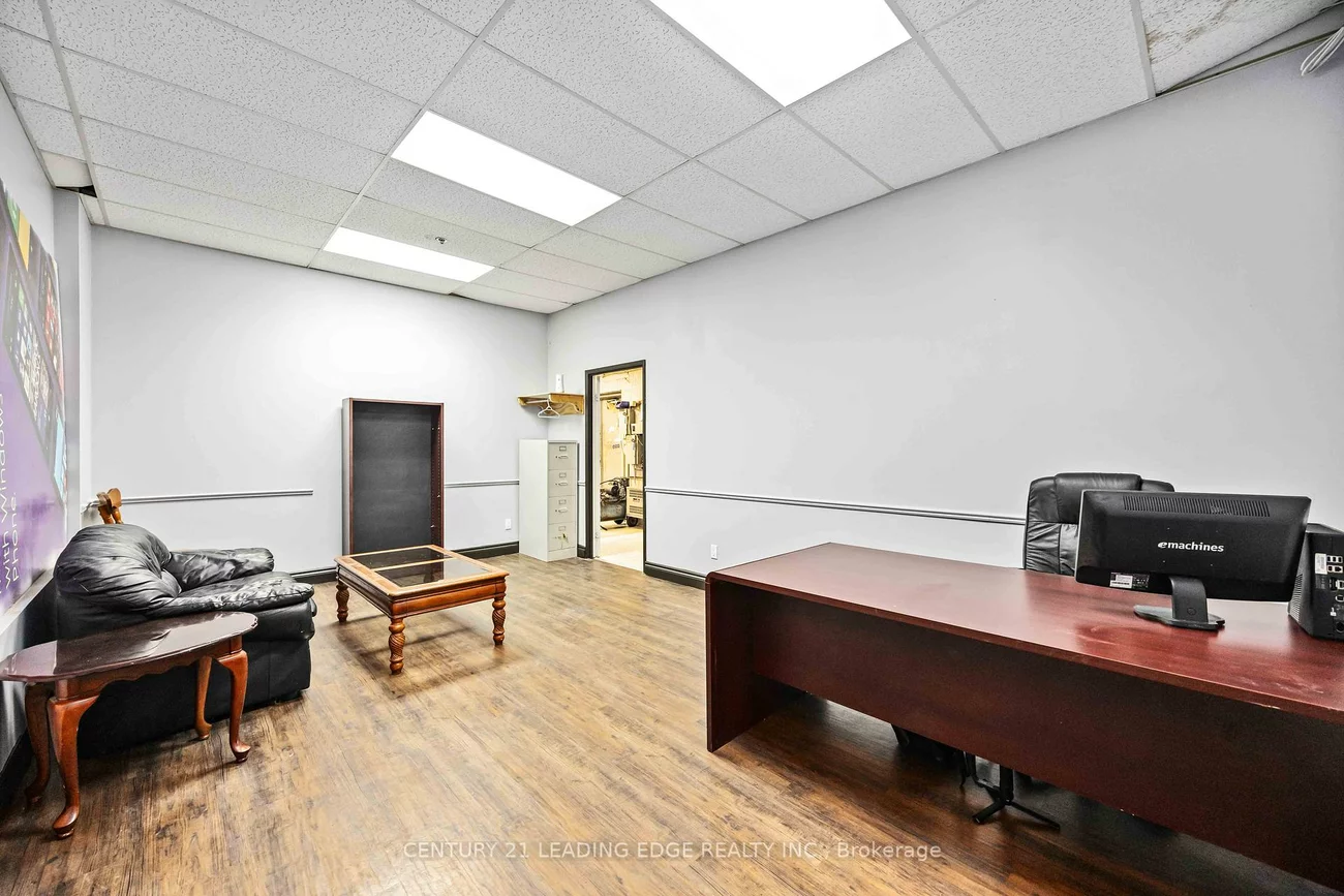 850, Tapscott, Rouge E11, Toronto