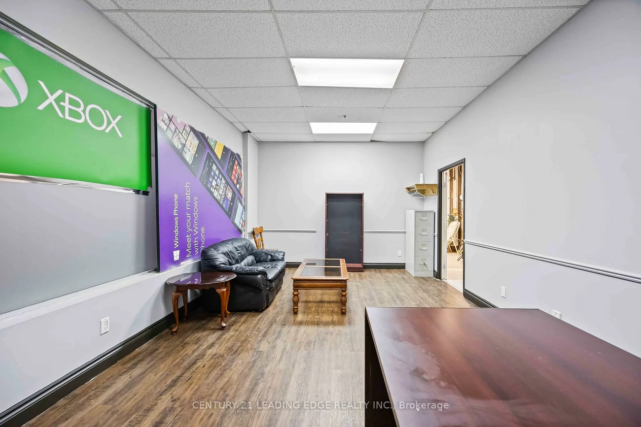 850, Tapscott, Rouge E11, Toronto