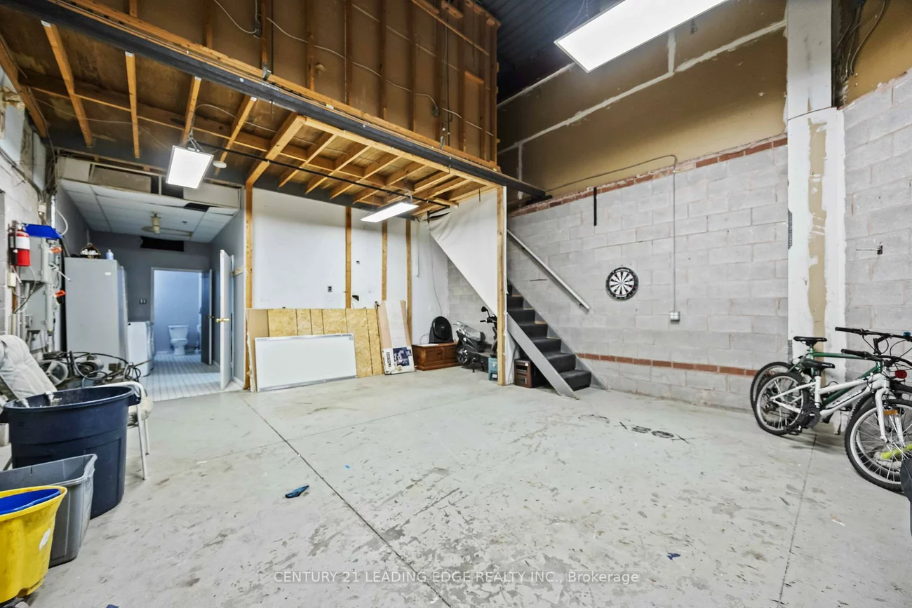 850, Tapscott, Rouge E11, Toronto