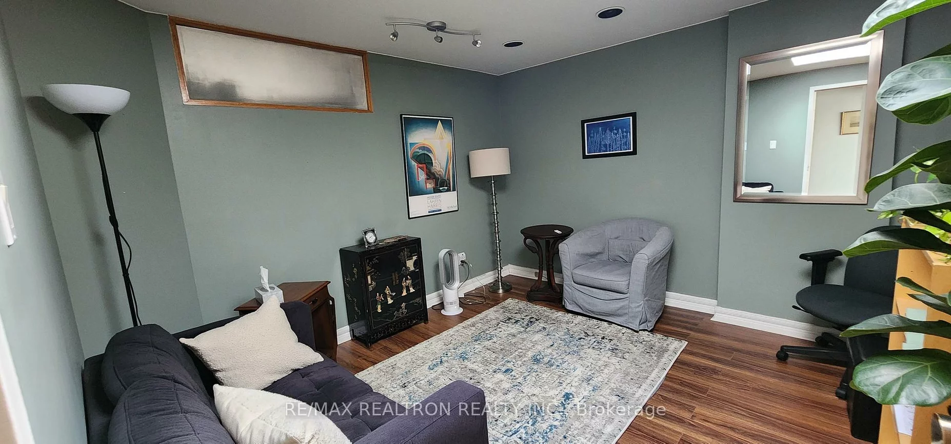 311, Danforth, North Riverdale, Toronto