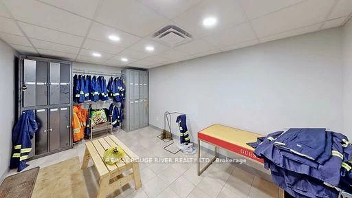 30, Minuk, West Hill, Toronto