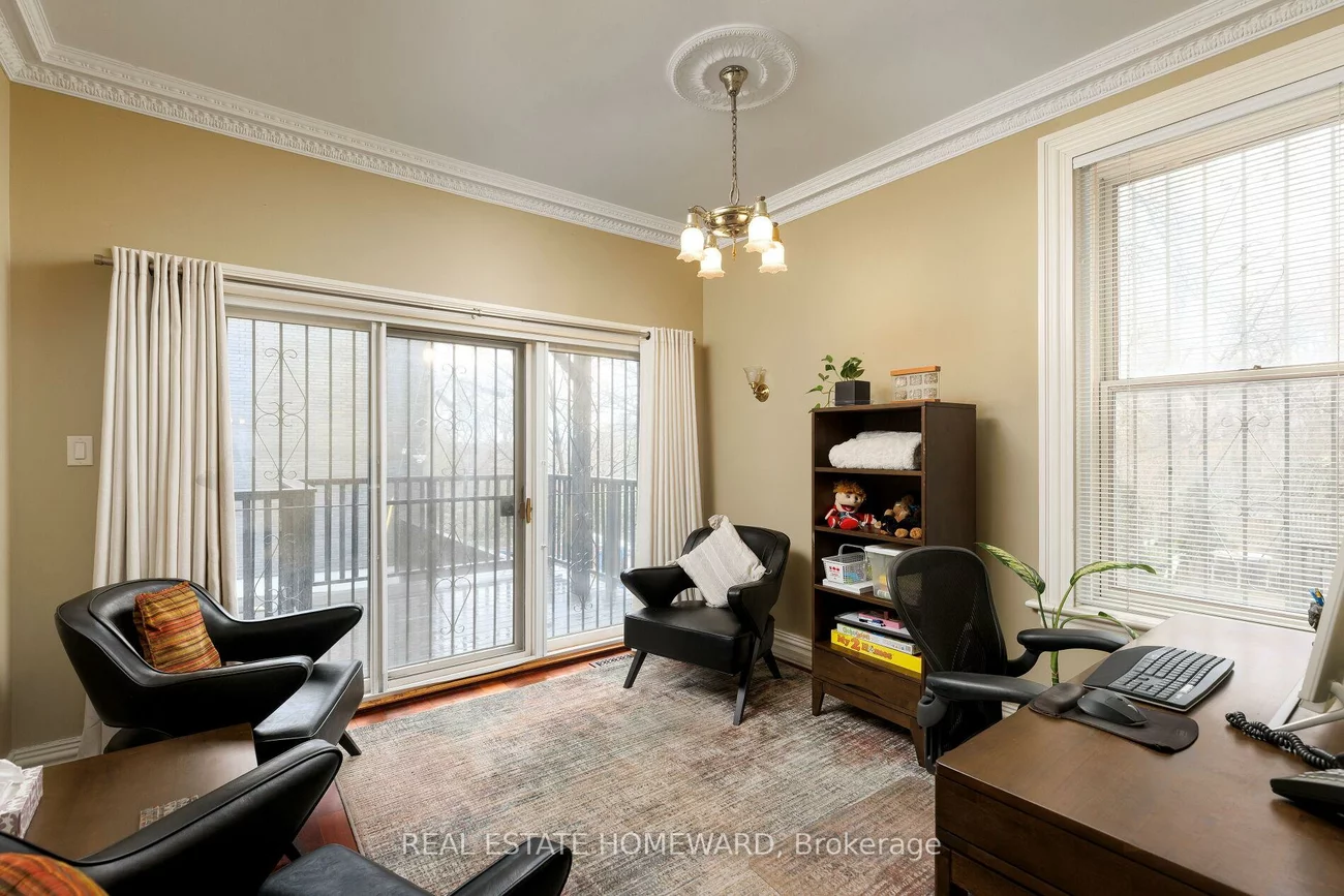 6, Main, East End-Danforth, Toronto